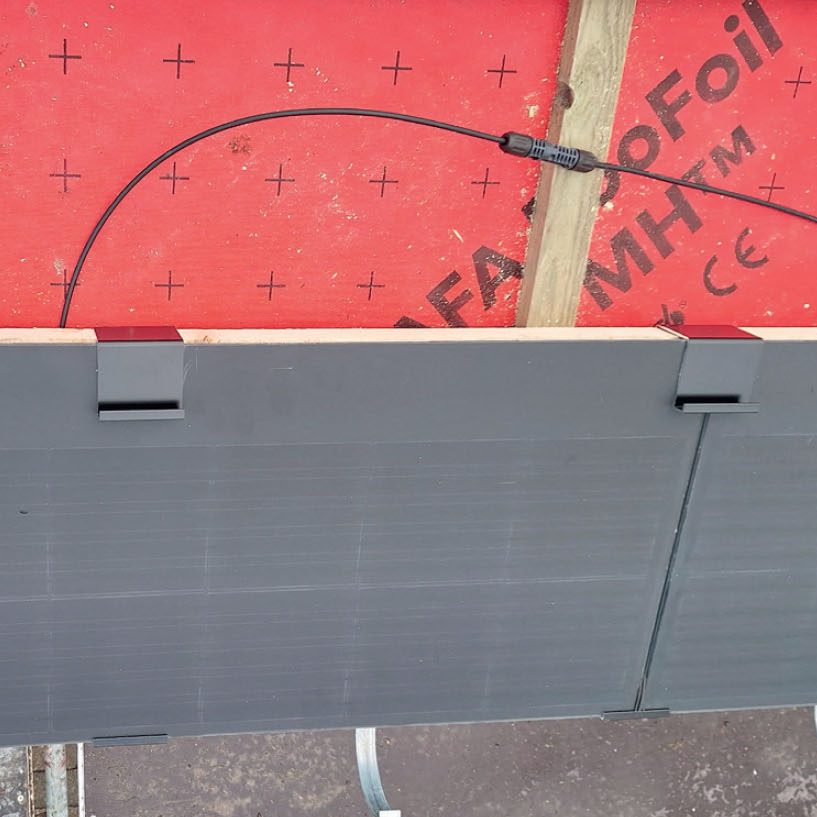 Solcellstak: Upprepa tills du kommer till slutet av den understa raden