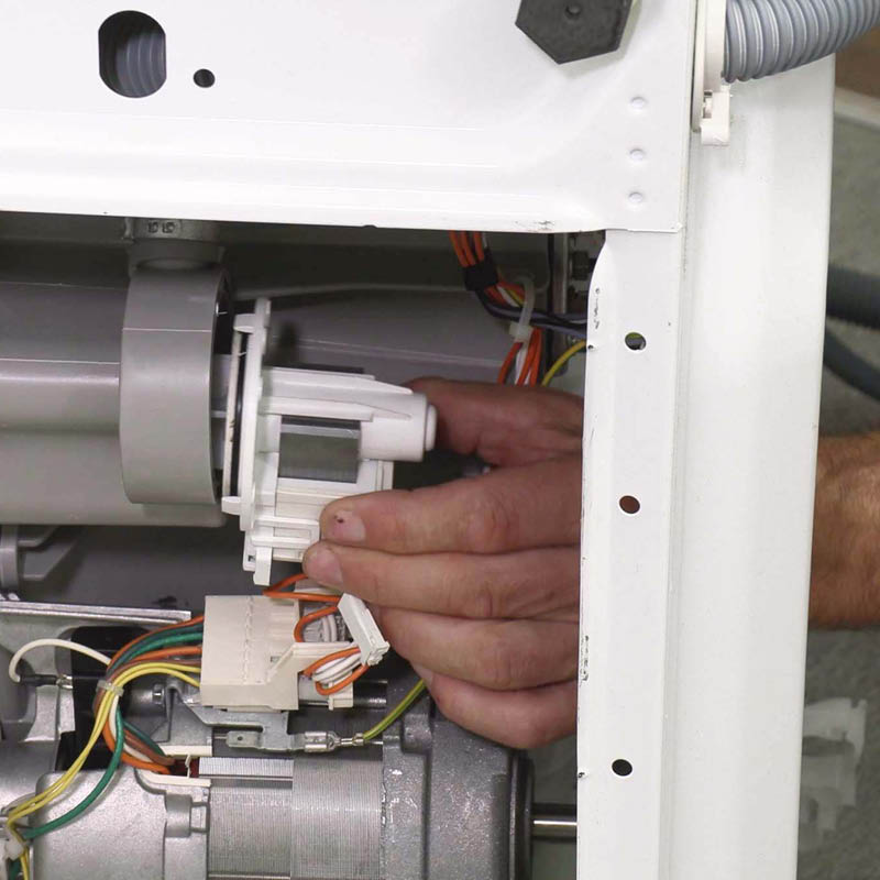 Avløpspumpe vaskemaskin: Trekk ut pumpen