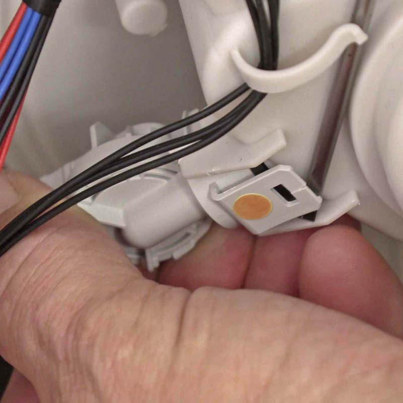 Nivåkontroll diskmaskin: Klicka fast den nya nivåkontrollen