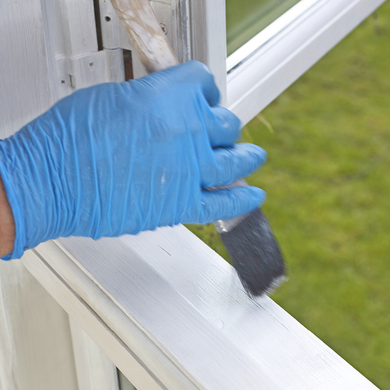 ikkunoiden maalaus sisältä