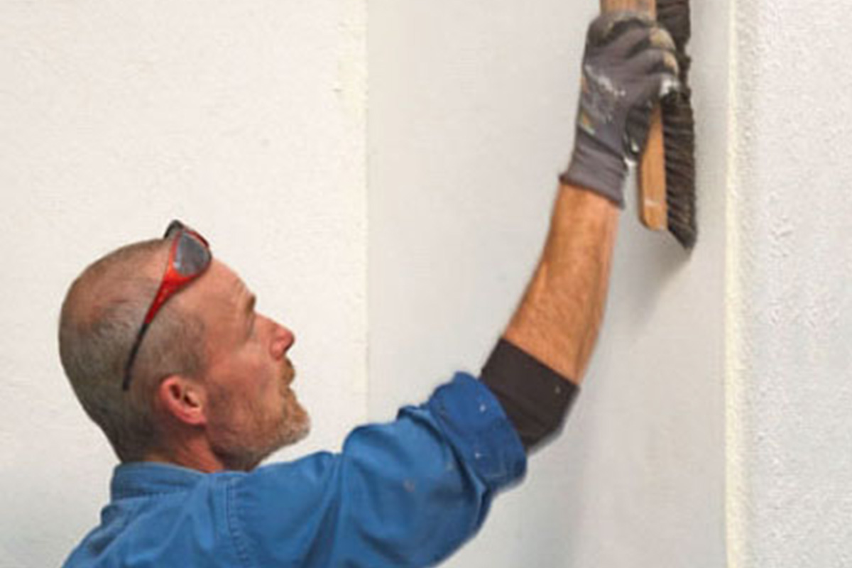 Renoveringstapet skal settes kant mot kant