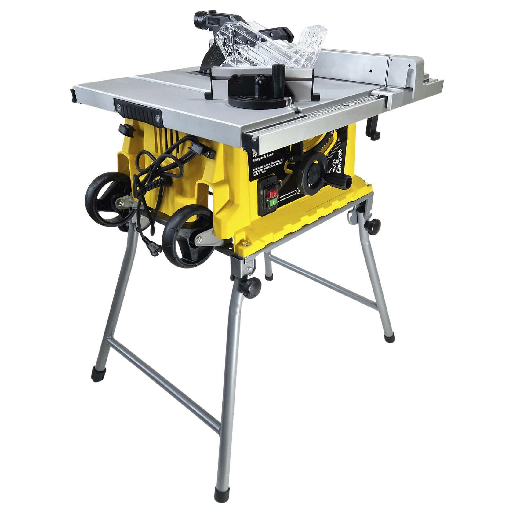 Test av bordscirkelsågar: Stanley SST1800