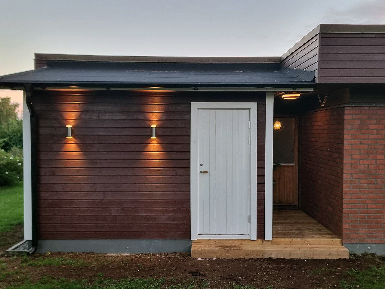 Isoleret redskabsskur