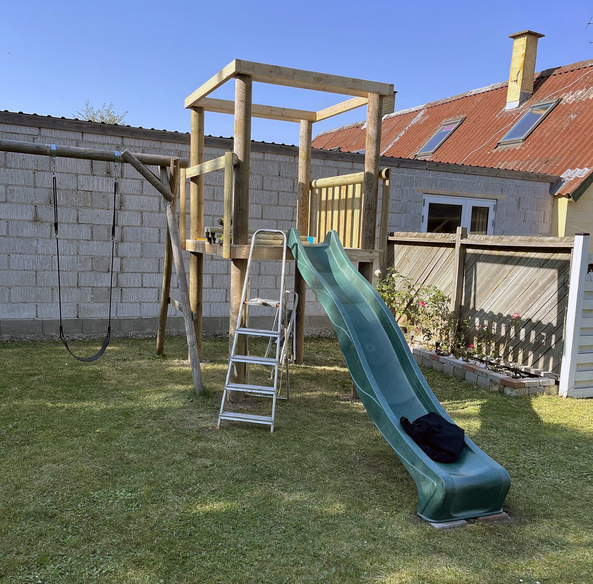 Udkigstårn med rutschebane