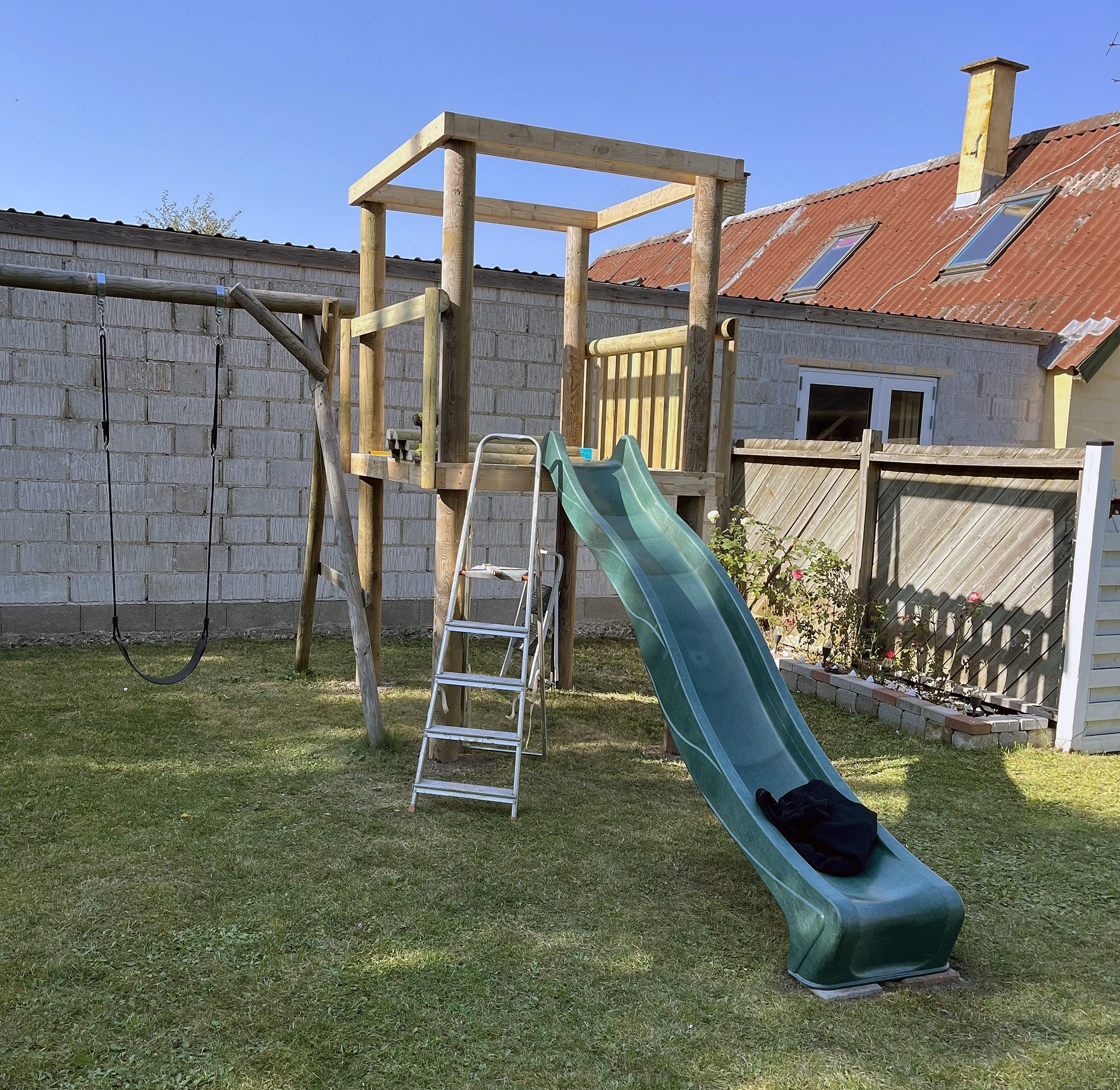 Udkigstårn med rutschebane