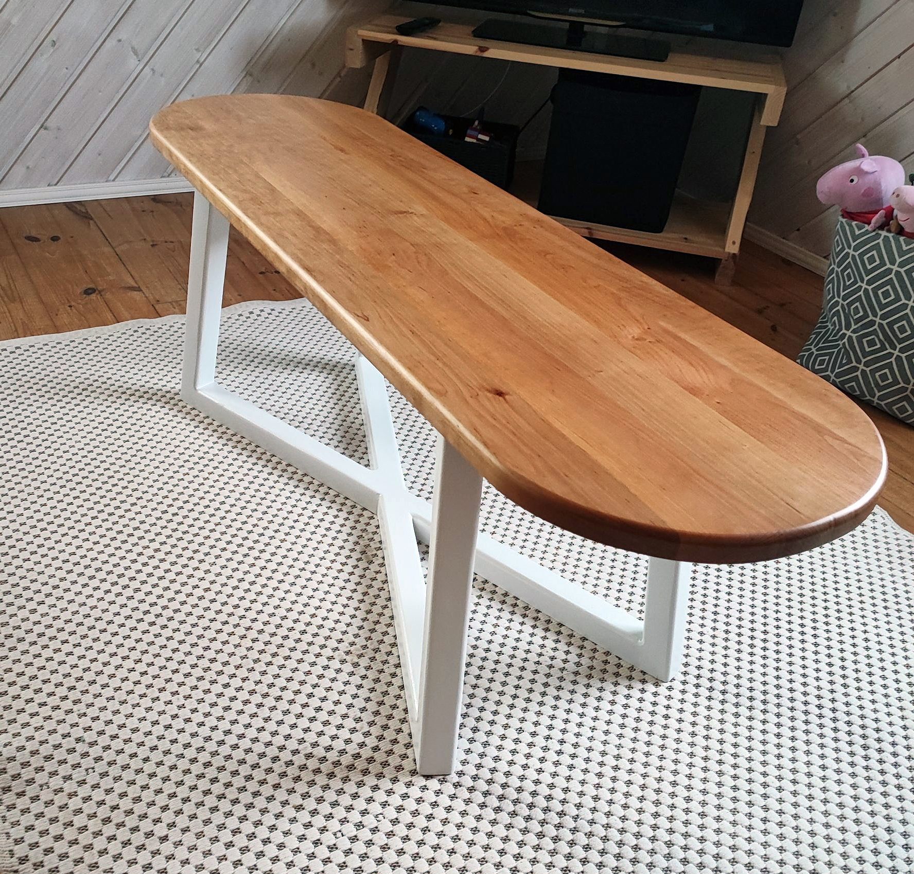 Sofabord med tyk plade af eg