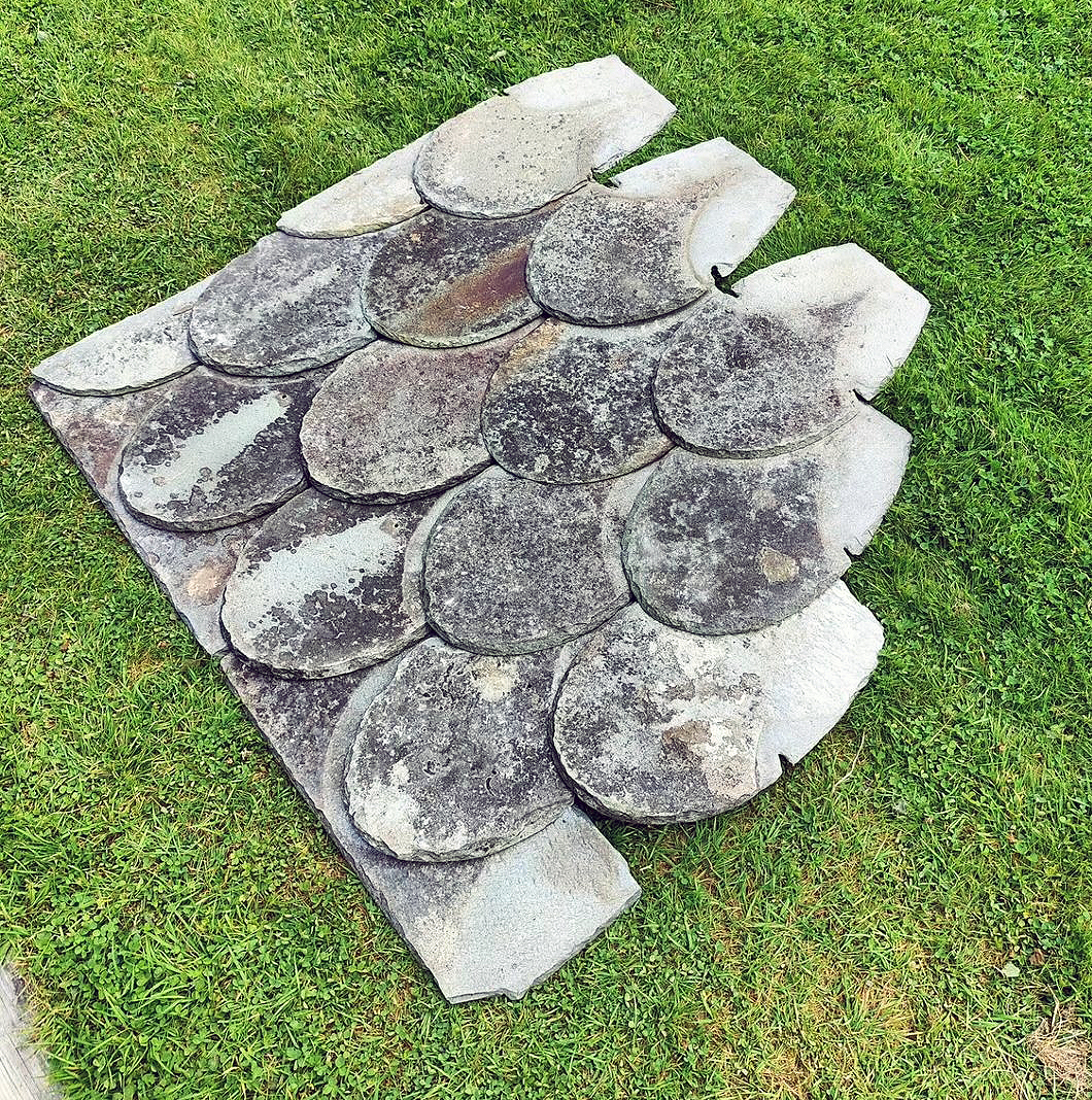 Hønsehus bygget af 90% genbrug