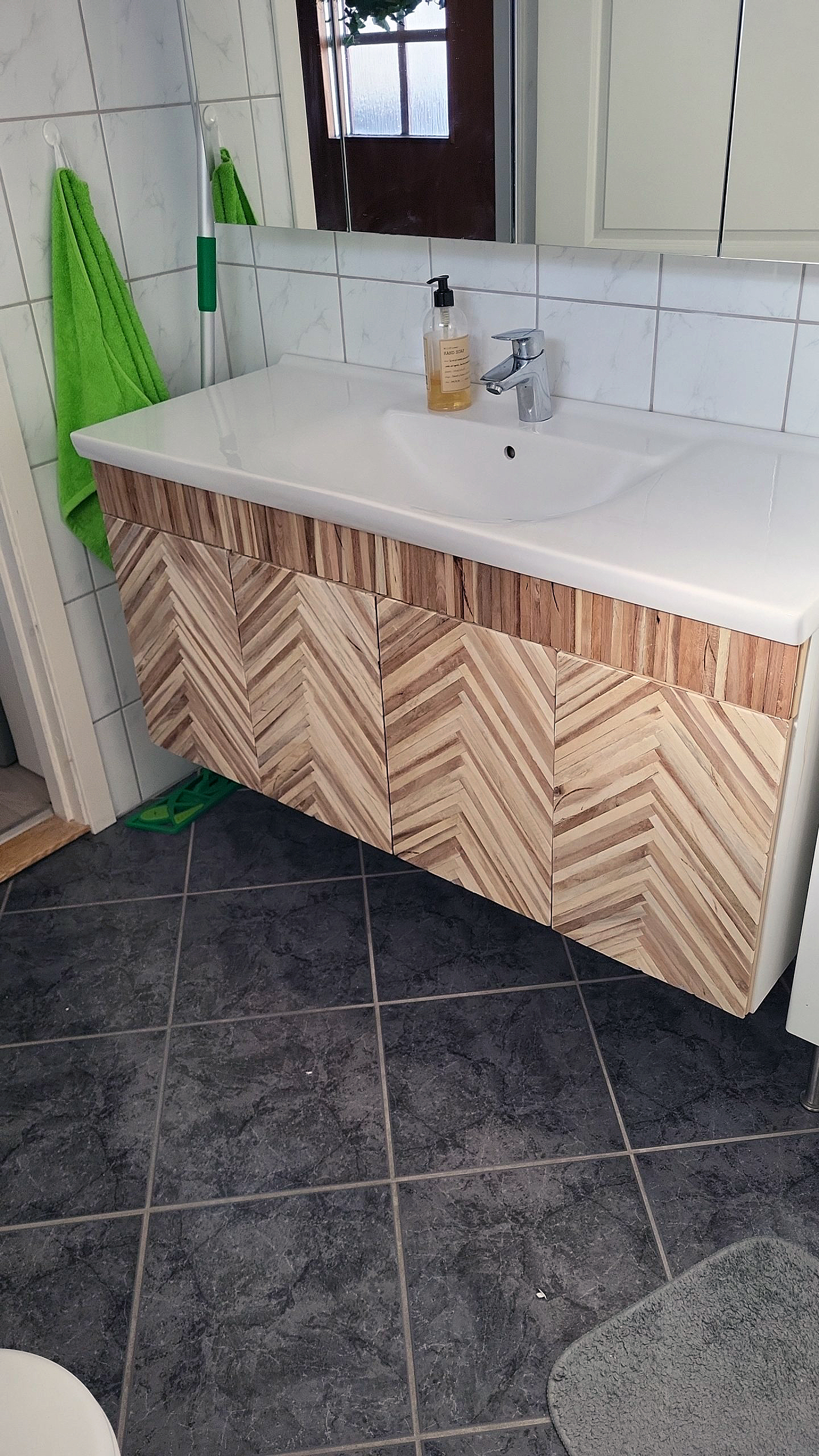 Skabslåger med sildebensmønster