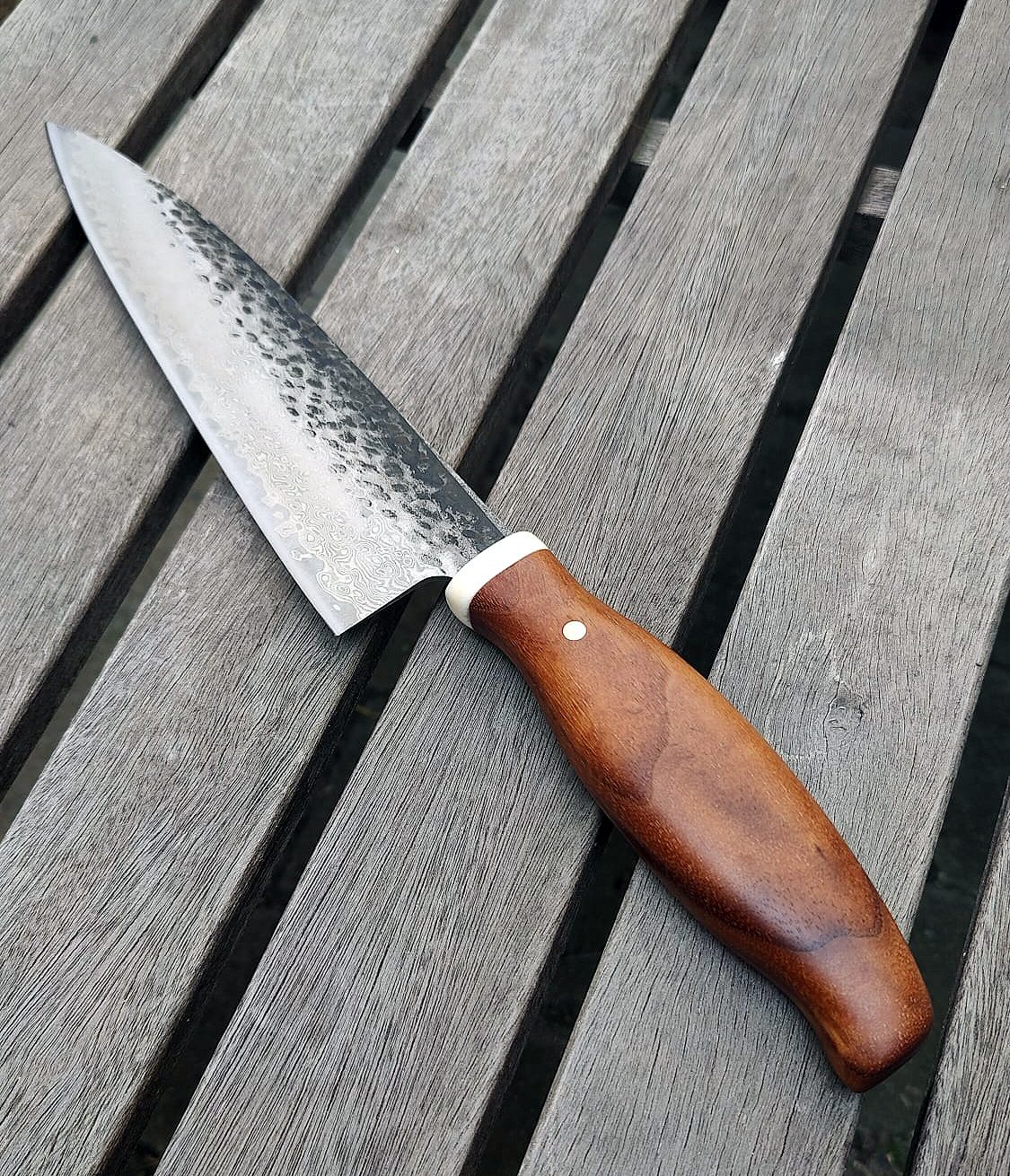 Snedkerens smukke køkkenkniv