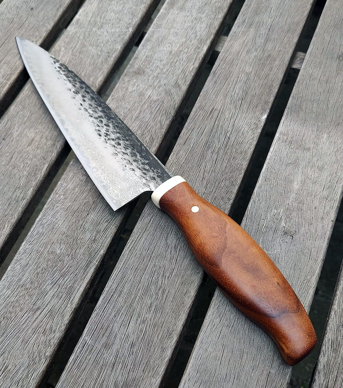 Snedkerens smukke køkkenkniv