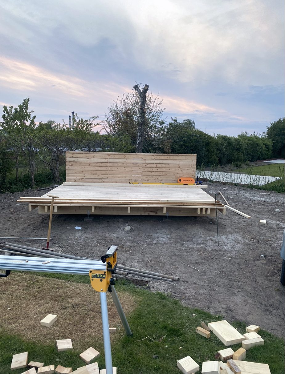 Shelter i knivskarpt design