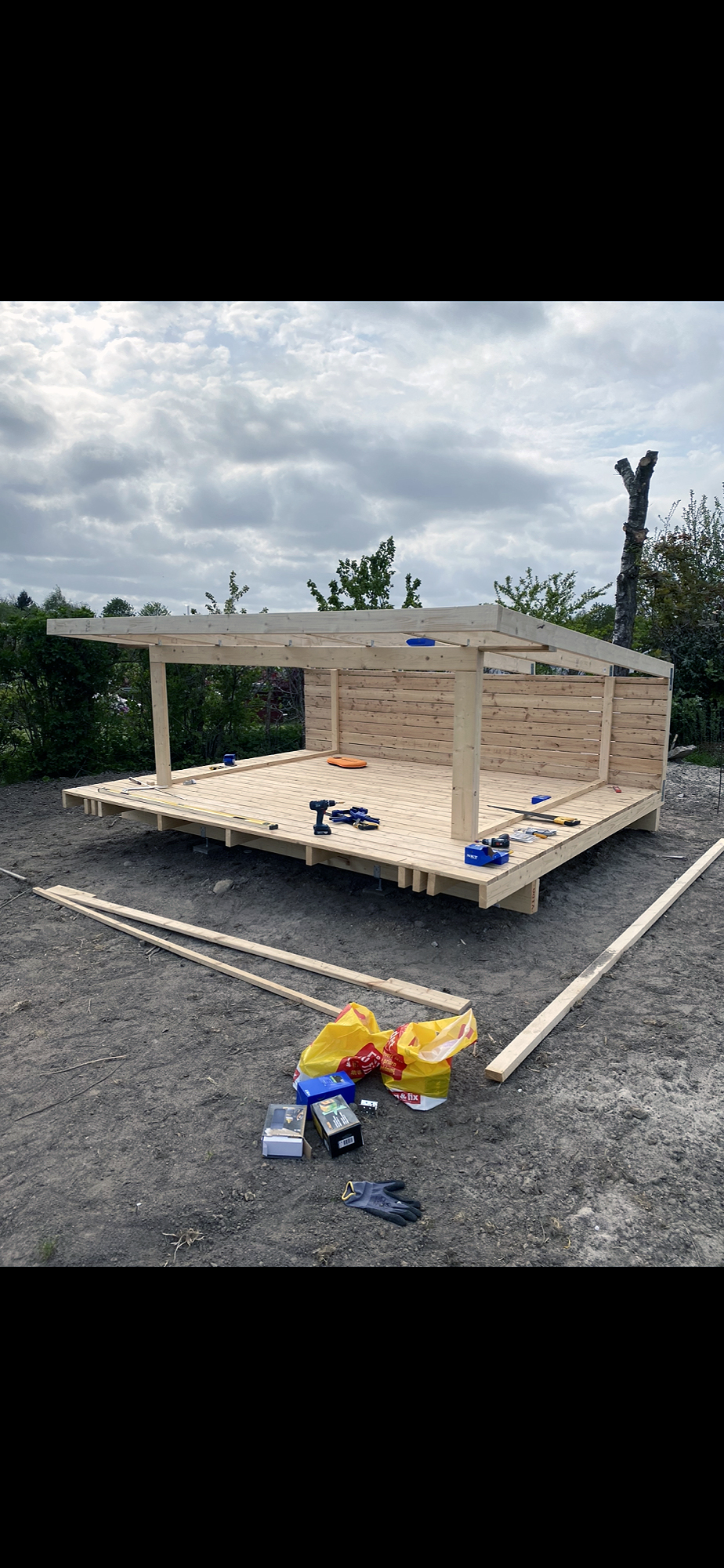 Shelter i knivskarpt design