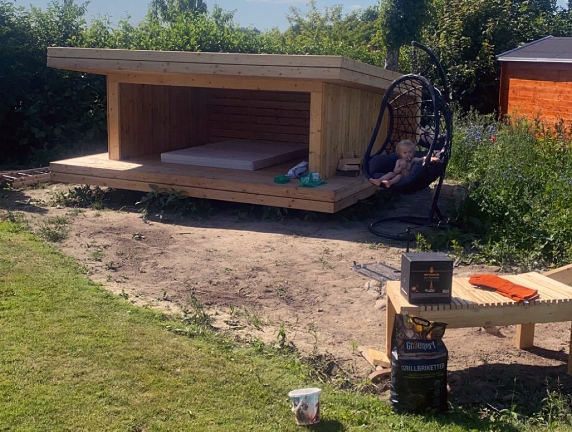 Shelter i knivskarpt design