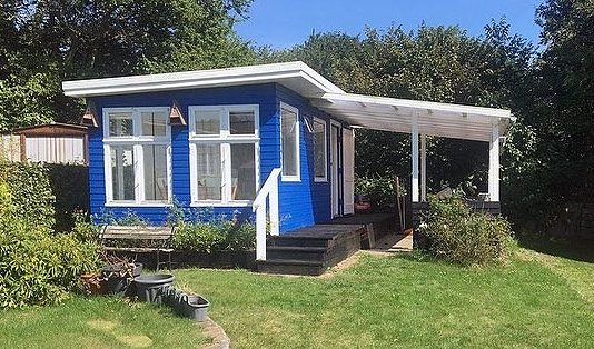 Fra overdækket terrasse til tilbygning