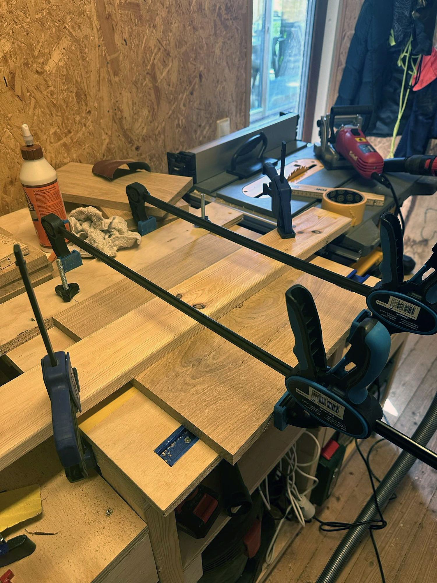 Snedkerens overlegne natbord