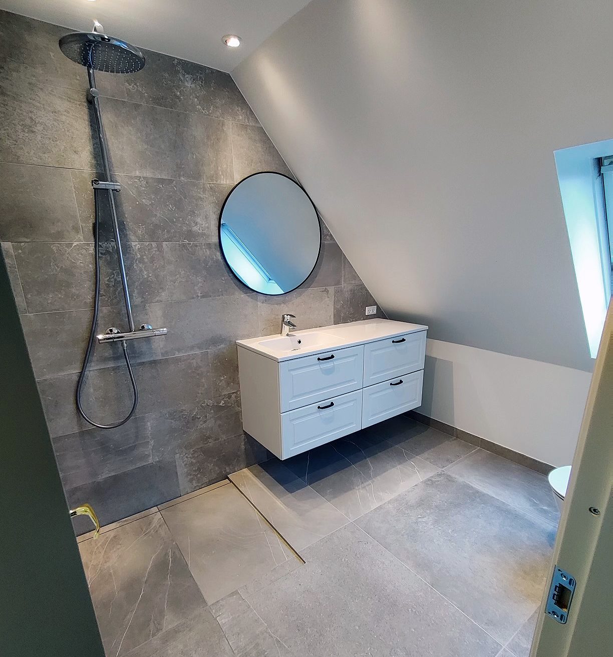 Nyt badeværelse på førstesalen