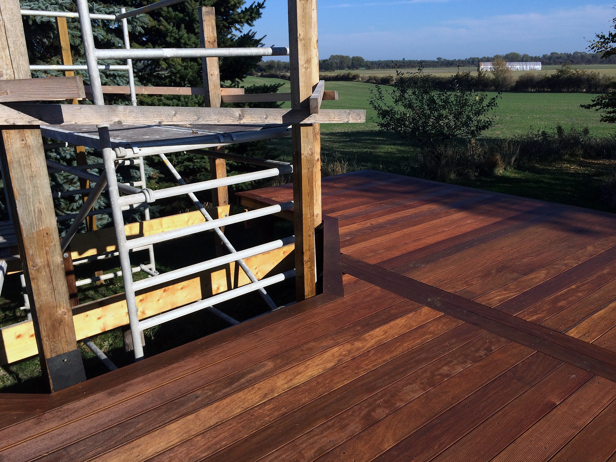 Udsigts-pavillon på pæle