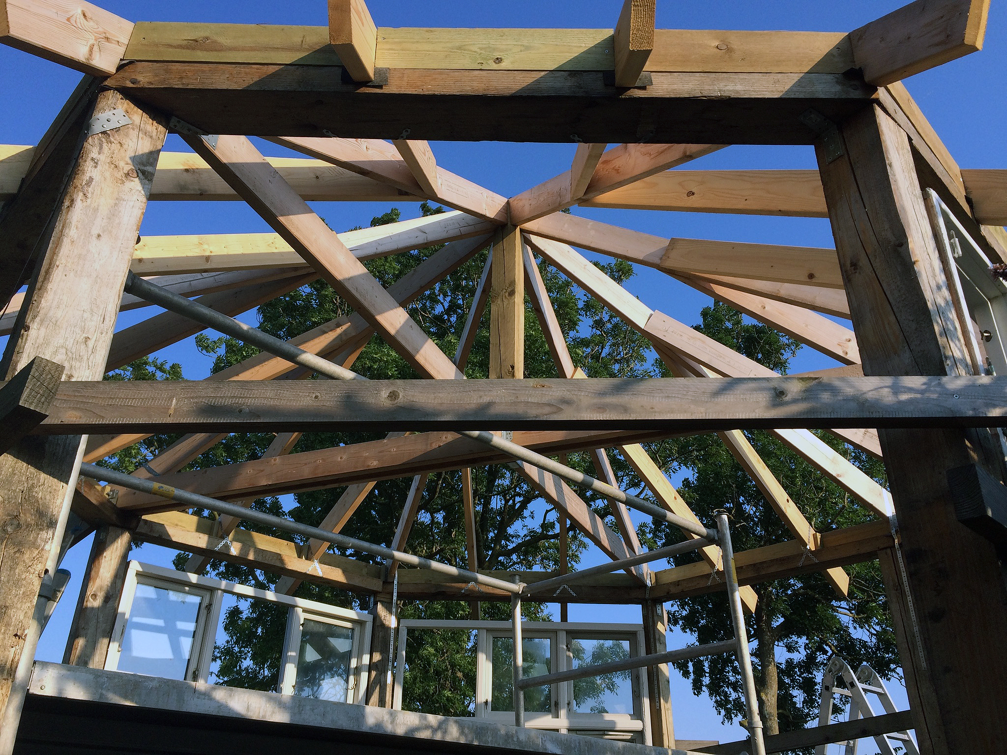 Udsigts-pavillon på pæle