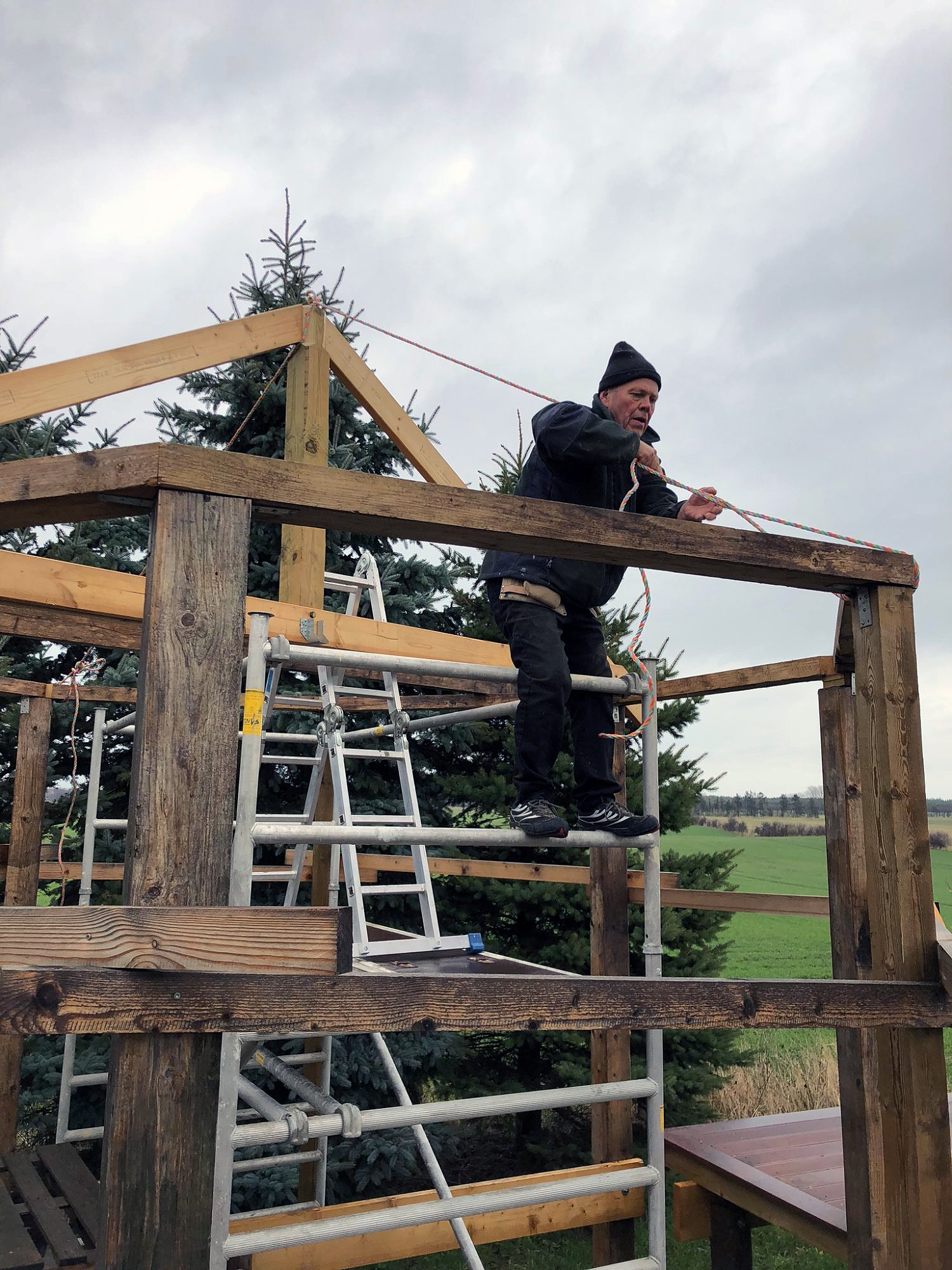 Udsigts-pavillon på pæle