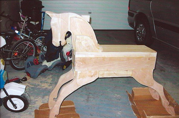 Gyngehest af kirsebærtræ