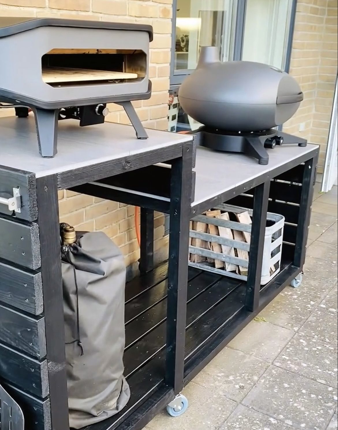 Rullende grillbord i flere niveauer