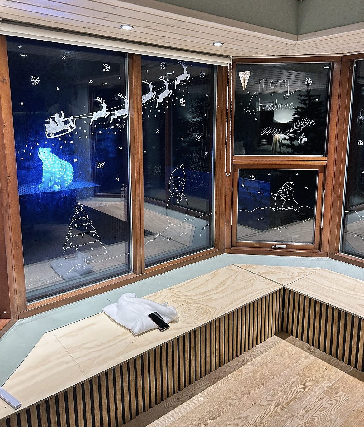 Flot indbygningsbænk med opbevaring