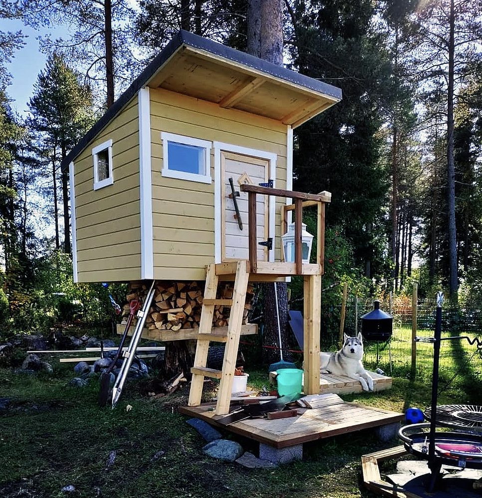 Vi fældede et træ og byggede et hus
