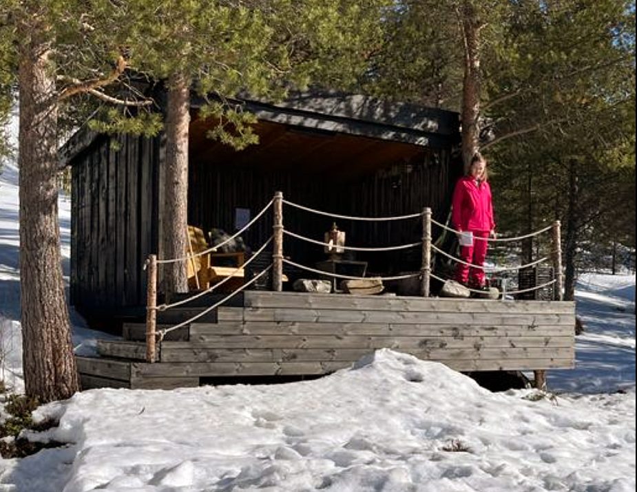 Shelter med fuld ståhøjde