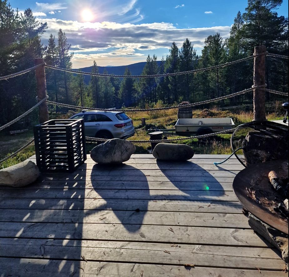 Shelter med fuld ståhøjde