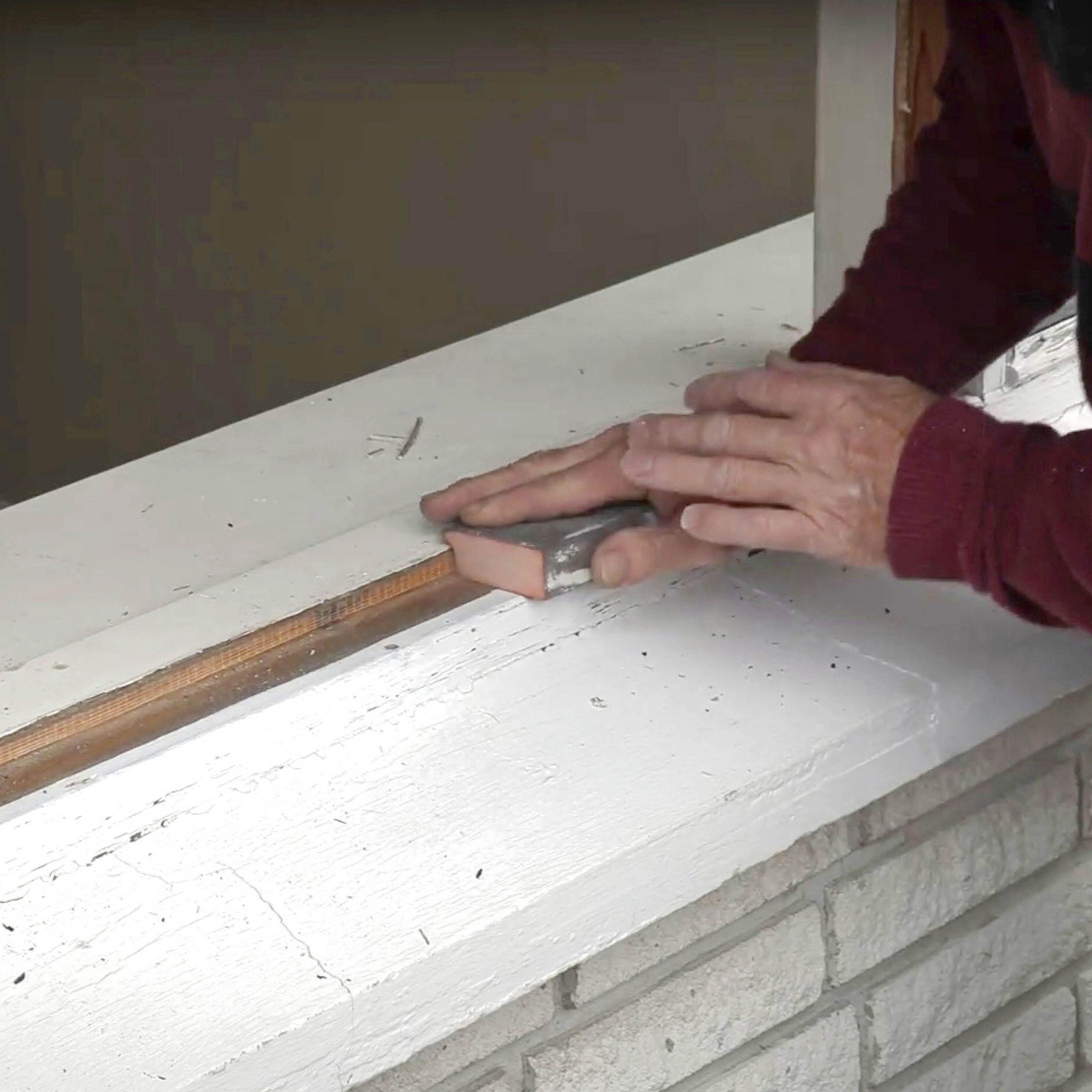 Särkynyt ikkuna: Hio karmi joka puolelta