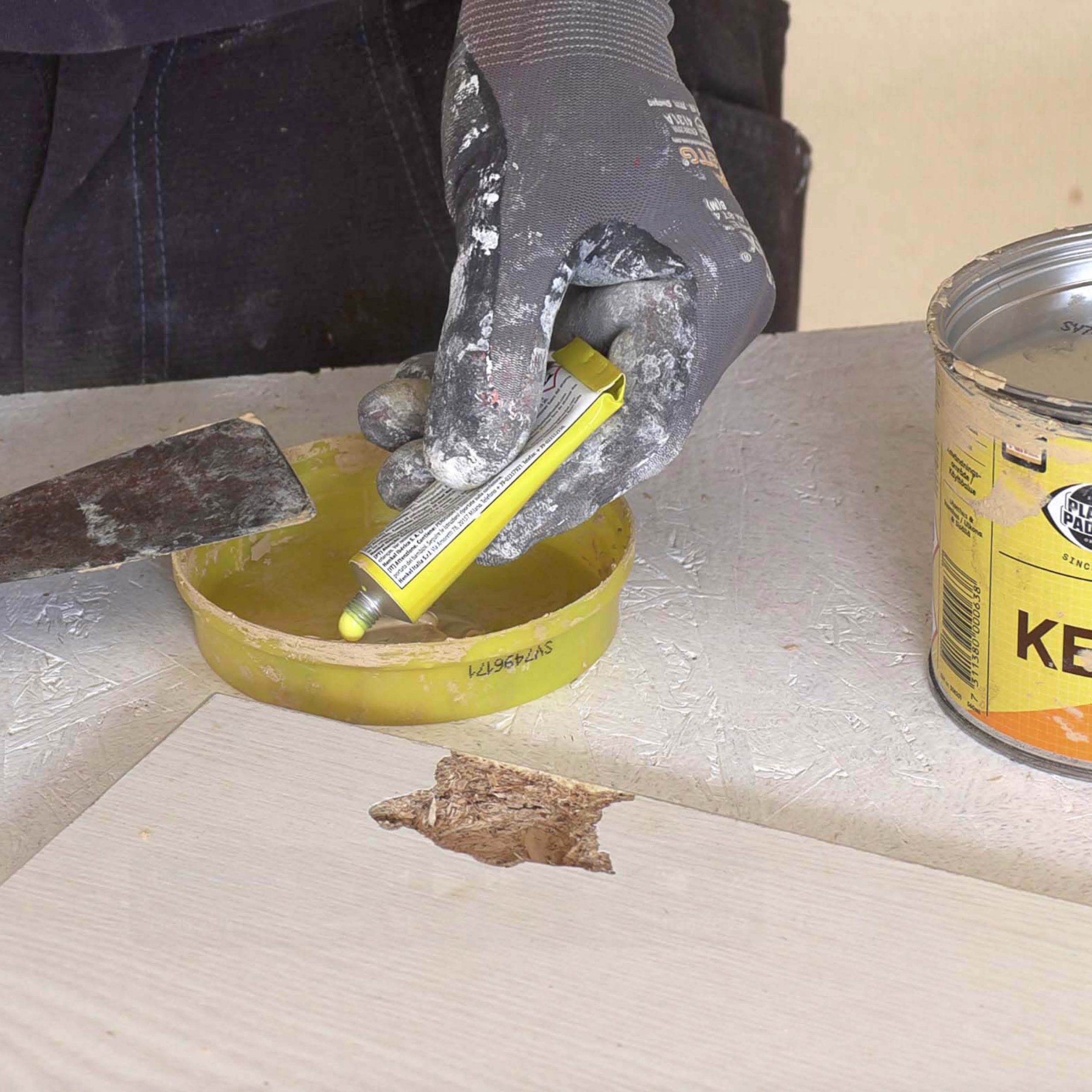 Reparation af køkkenlåger: Bland kemisk træ