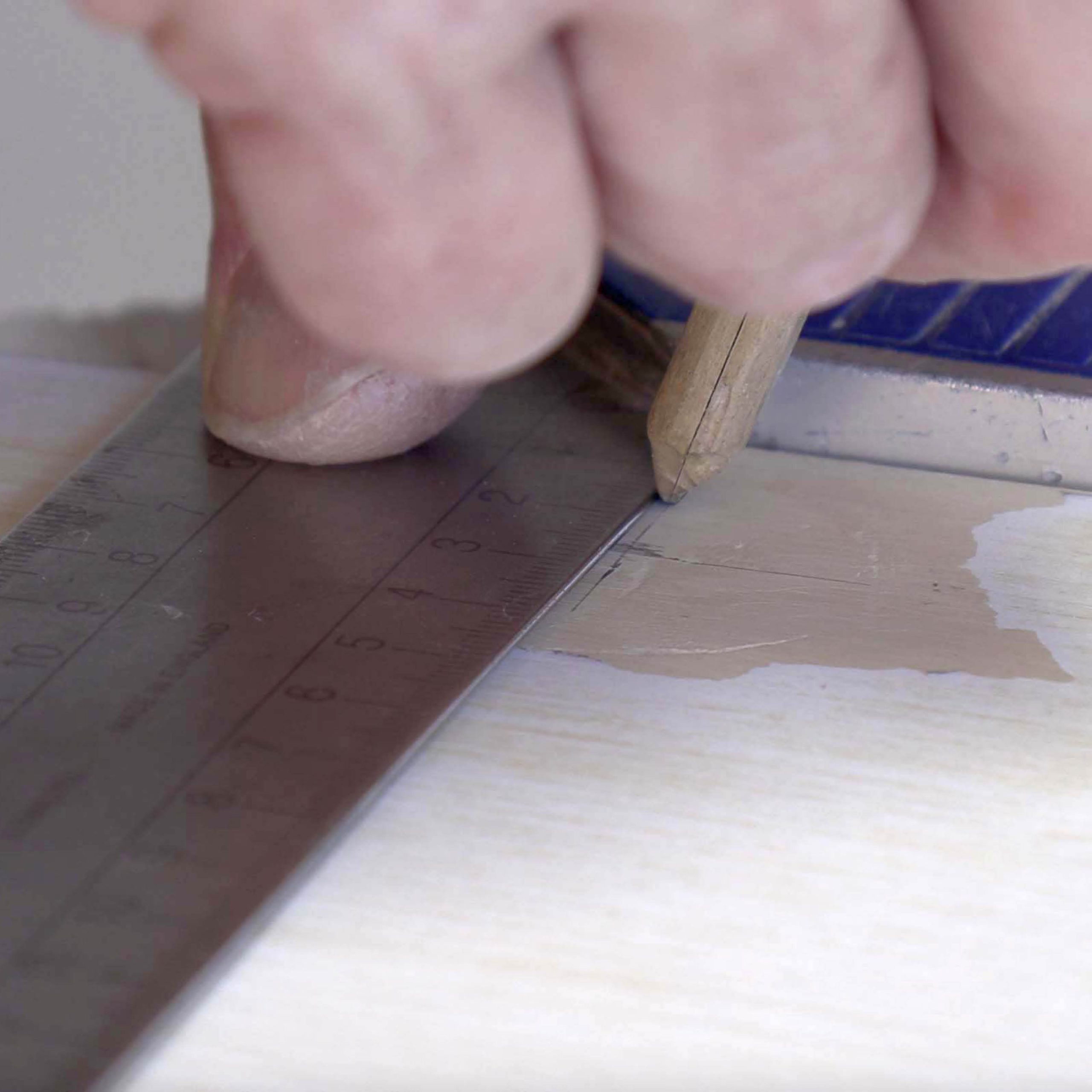 Rep af køkkenlåger: Overfør målene til lågens anden ende