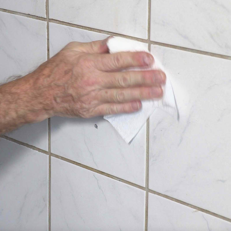 Ødelagt toiletrulleholder