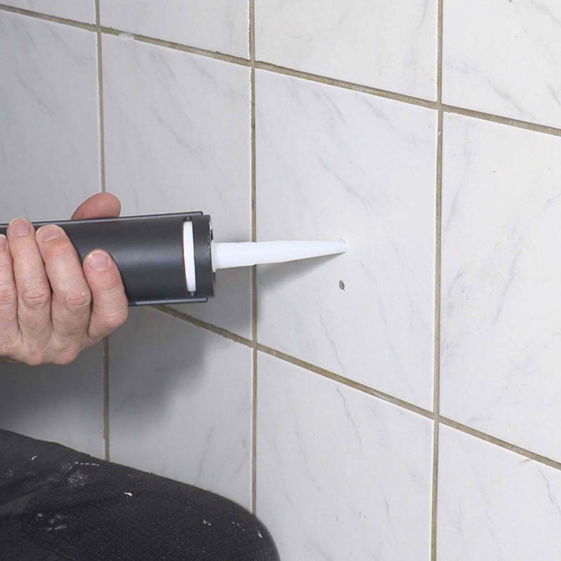 Ødelagt toiletrulleholder