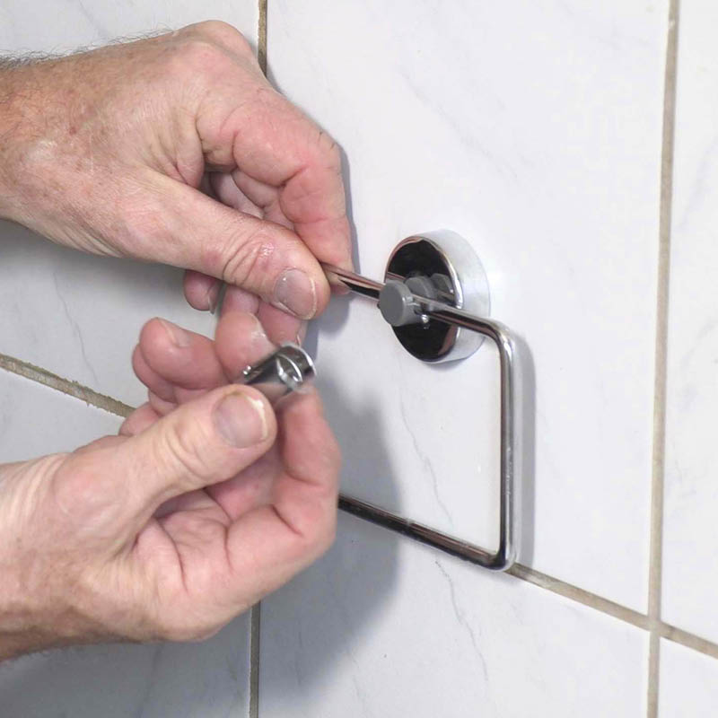 Ødelagt toiletrulleholder