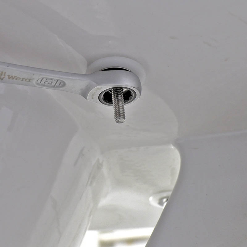 Toiletbrættet er løst