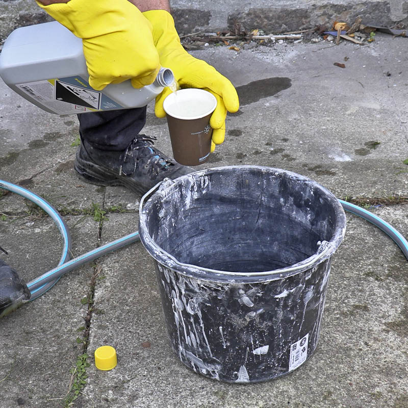 Flisepest på sten og fliser