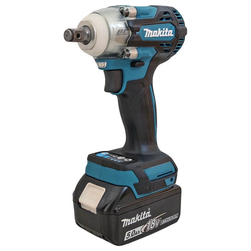 Makita muttertrekker test