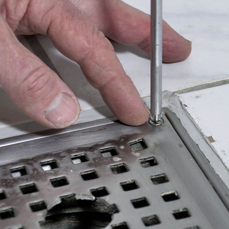 Slukrist bad: Skru av risten