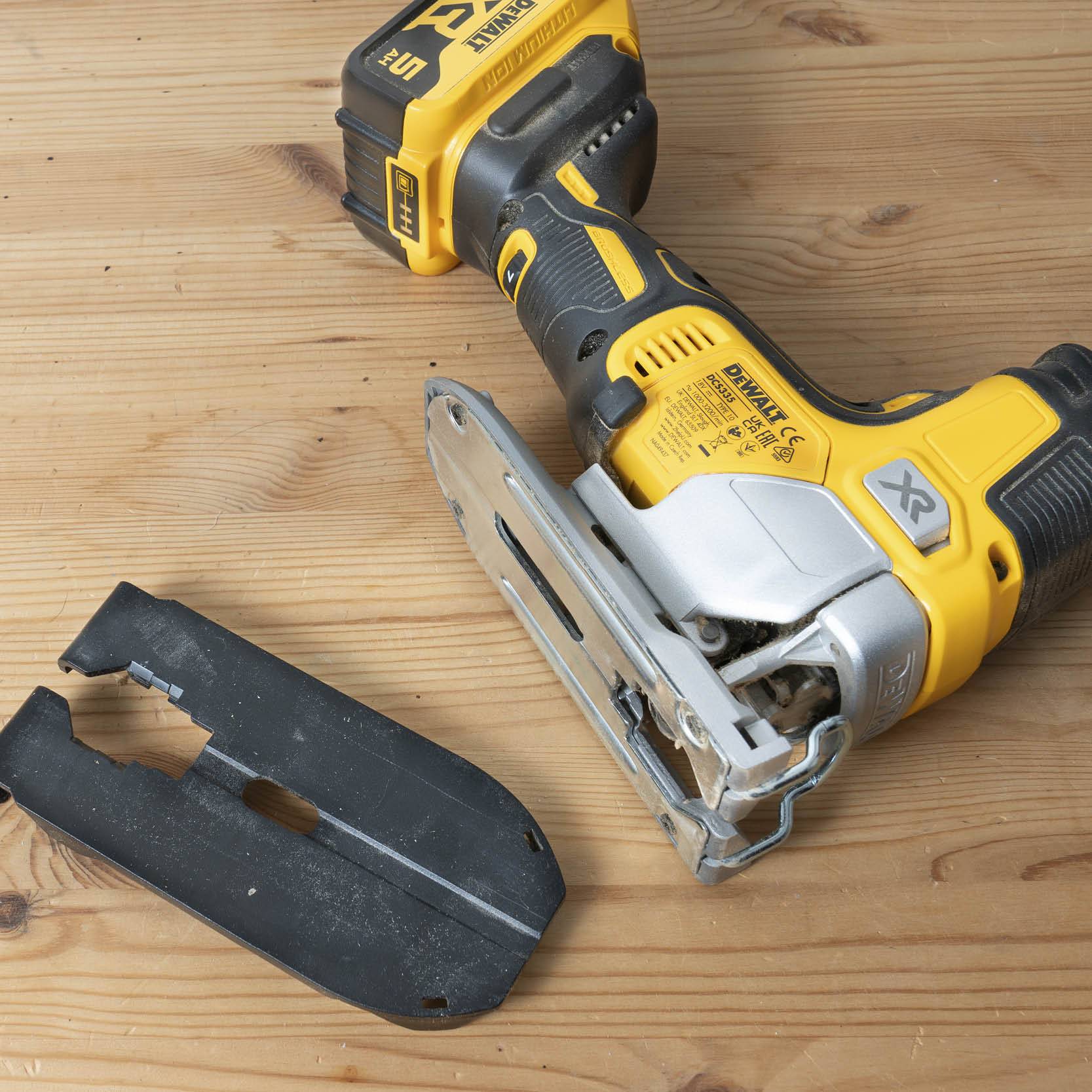 Stikksager testvinner: DeWalt DCS335