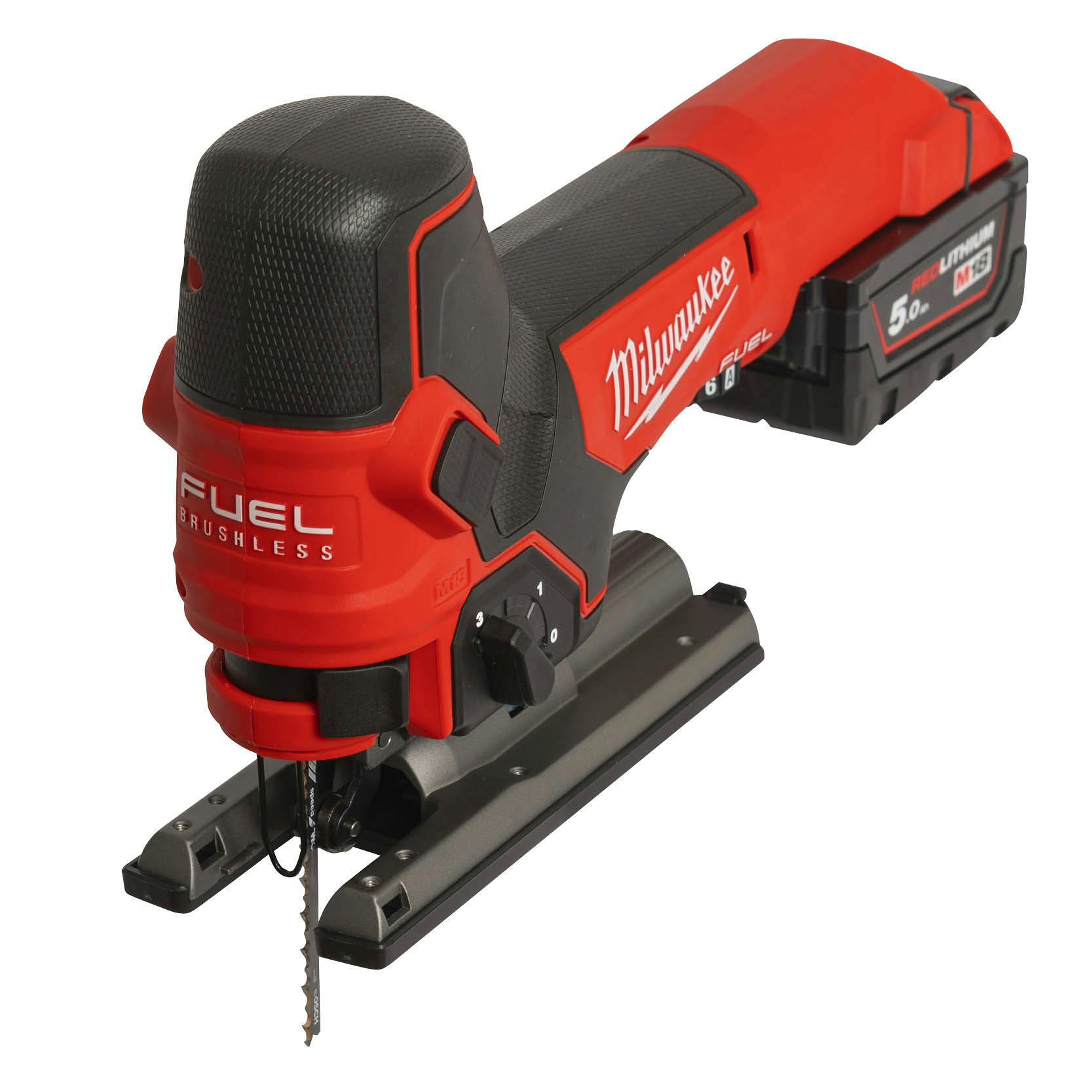 Stikksager test: Milwaukee M18 FBJS