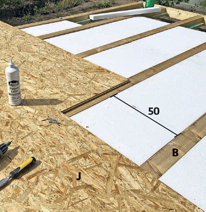 Isolert anneks: EPS-plater legges mellom tilfarere i isolert anneks