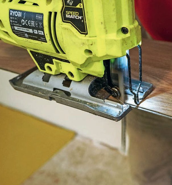 Isolert anneks: Noten sages av på den første rekken til klikkgulvet til det isolerte annekset