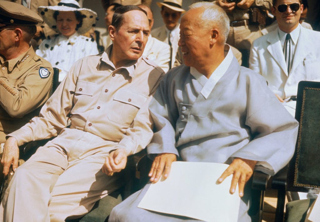 Donald Nichols: Spionernas kung avgjorde Koreakriget | varldenshistoria.se