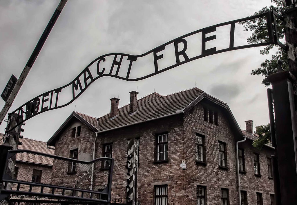 Ingången till Auschwitz, Arbeit macht frei Ingången till Auschwitz, Arbeit macht frei