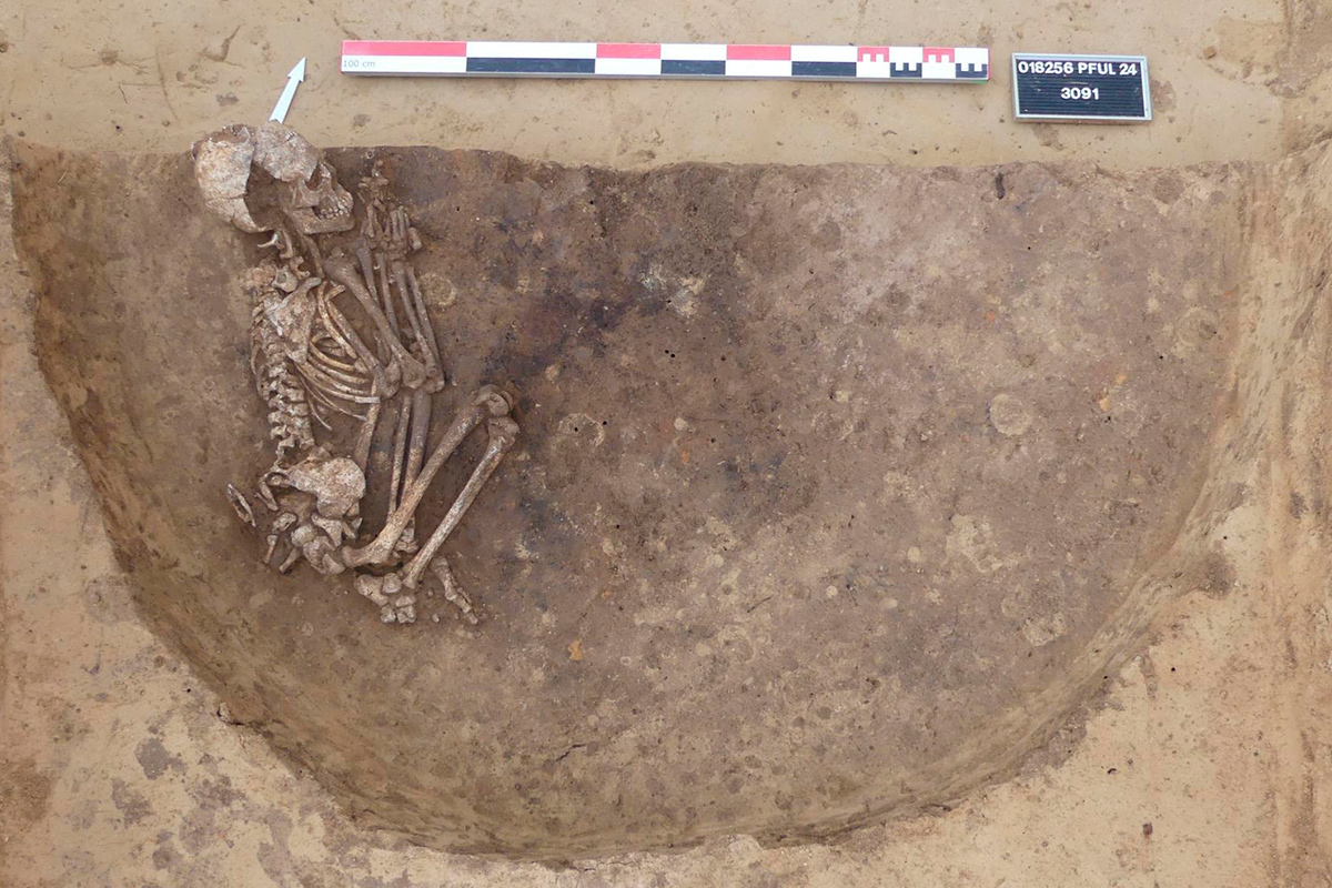 Mystisk funn Skjeletter ble begravd i steinaldersiloer