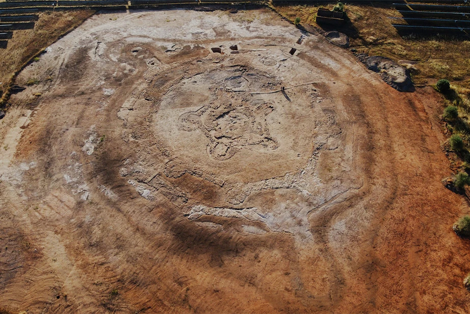 Arkæologer finder 4.900 år gammel fæstning i Spanien | historienet.dk