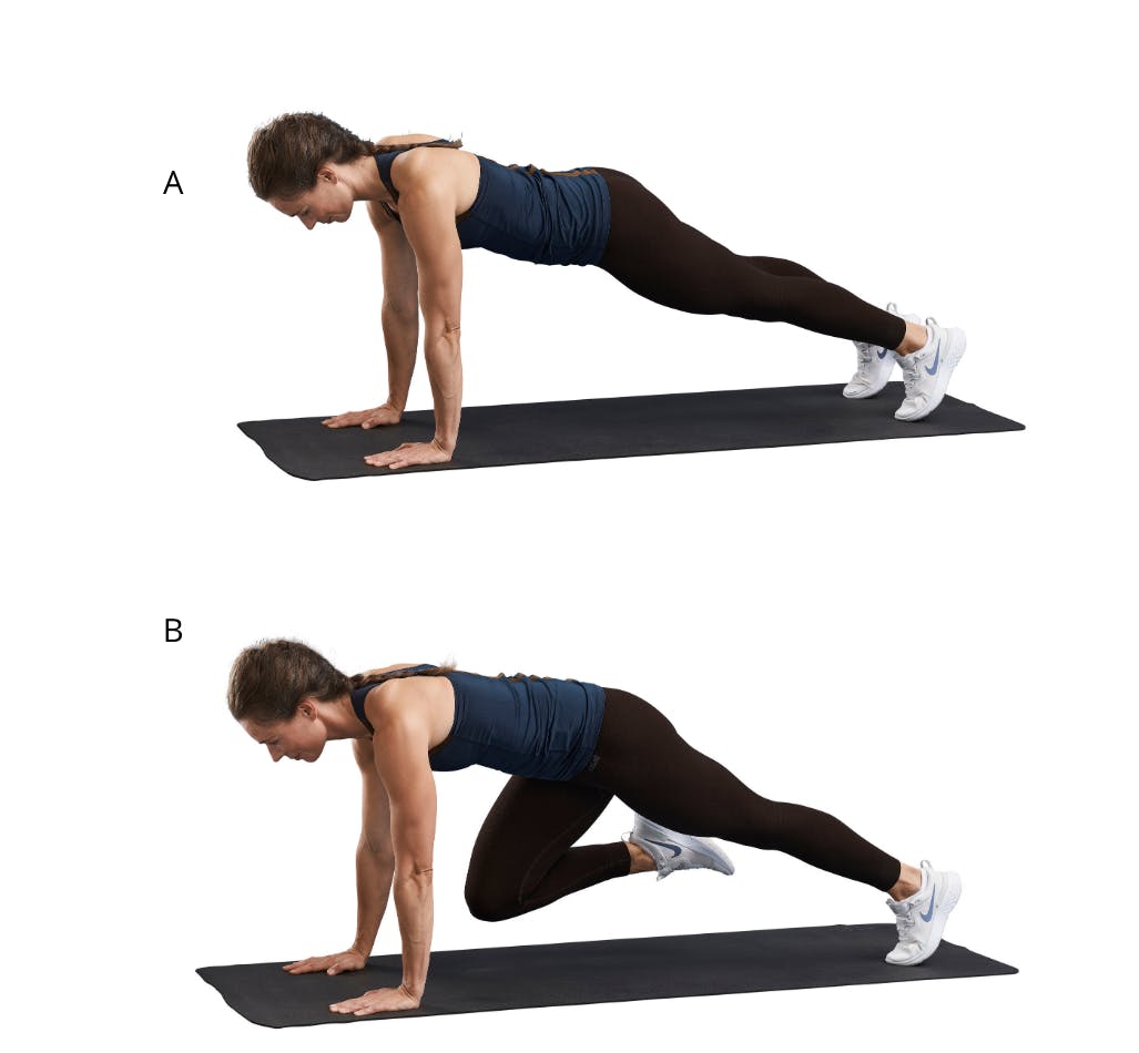 Mountain climber Kvinna gör magövning