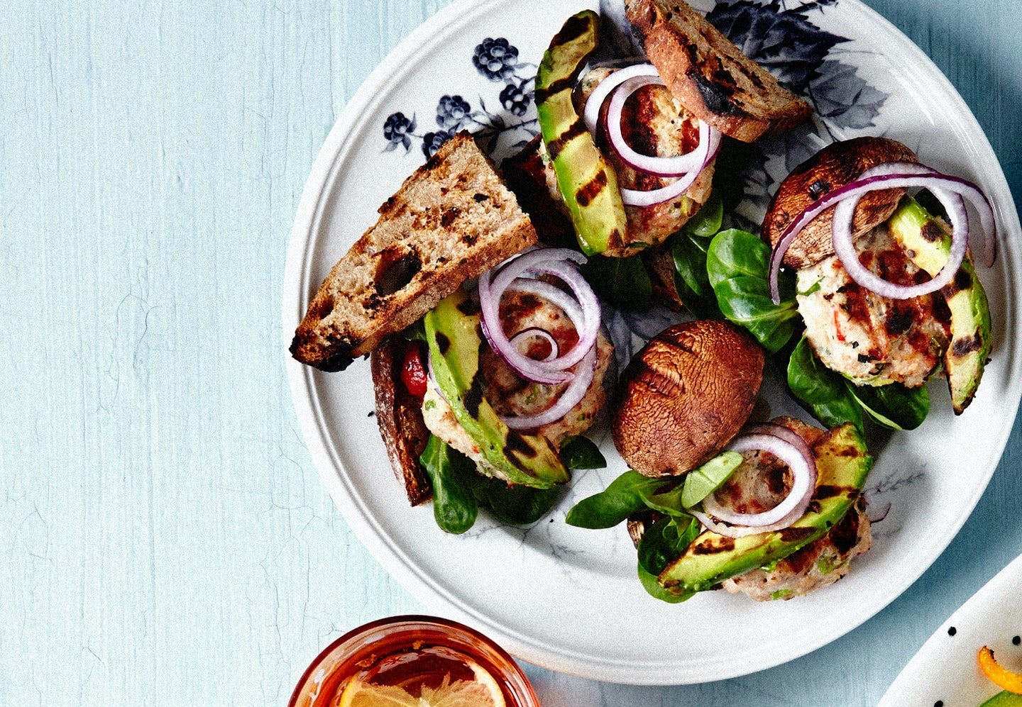 Mini-kyllingburger med portobellotop