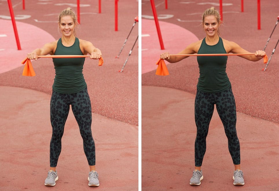 Kvinne gjør strikkøvelser for ryggen